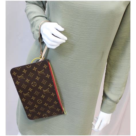 louis vuitton neverfull wristlet|louis vuitton monogram neverfull.